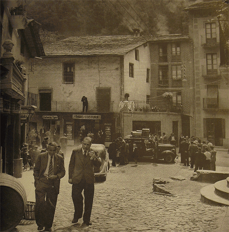 2004-nat-geo-1949-pl-santa-ana