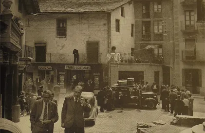 2004-nat-geo-1949-pl-santa-ana