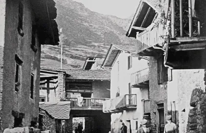 2015-carrer-major-encamp