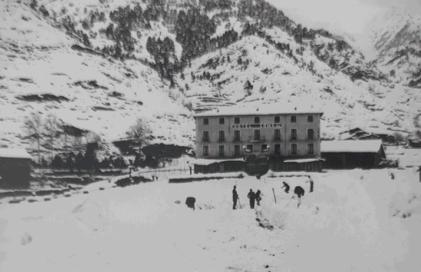2085-hotel-coma-evolucions-anha
