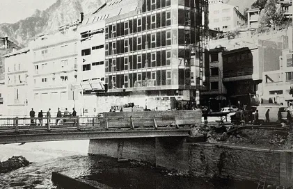 2190-rotonda-joan-b-martisella-1986