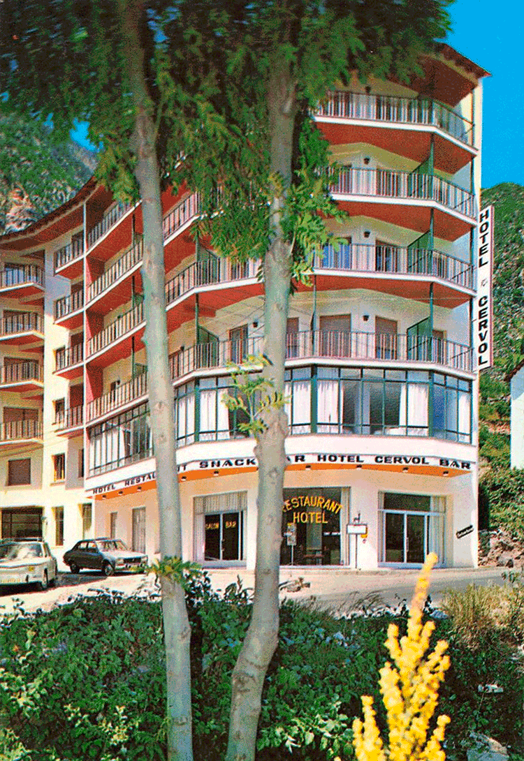 2216-hotel-cervol