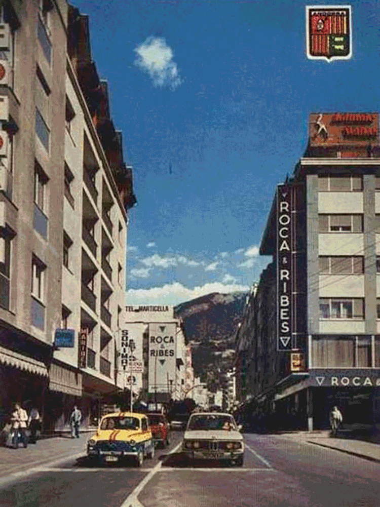 2235-av-meritxell-rr