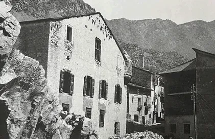 2248-casa-de-la-vall-joan-b-martisella