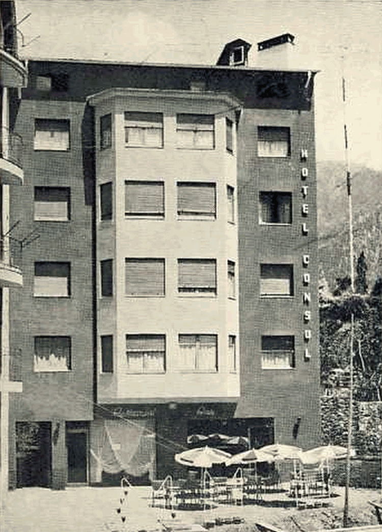 2296-pl-rebes-hotel-consul-photoaidcom-2x-ai-zoom