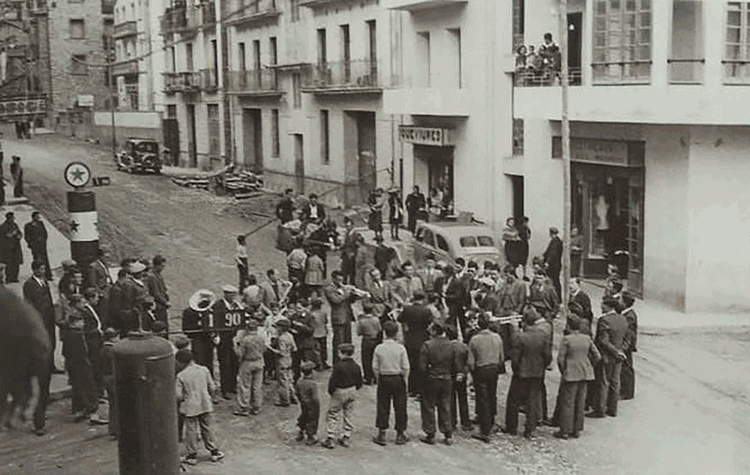 2330-av-carlemany-evolucions