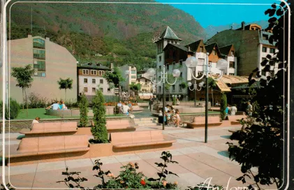2393-pl-del-poble
