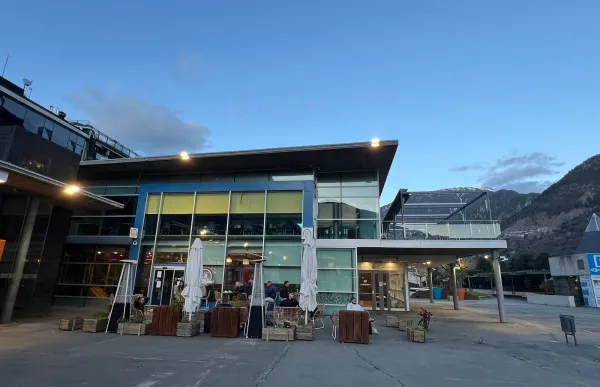 p. 08 2. bar - facundo santana