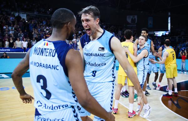 p. 28 Morabanc Andorra - Facundo Santana-1