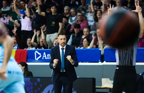 p. 29 Morabanc Andorra - Facundo Santana-1