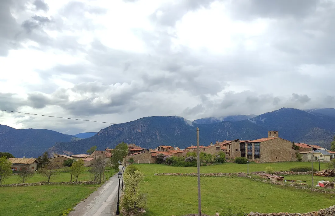 Vista general de Toloriu, d’on procedia suposadament Joan de Grau, companya d’Hernán Cortés.