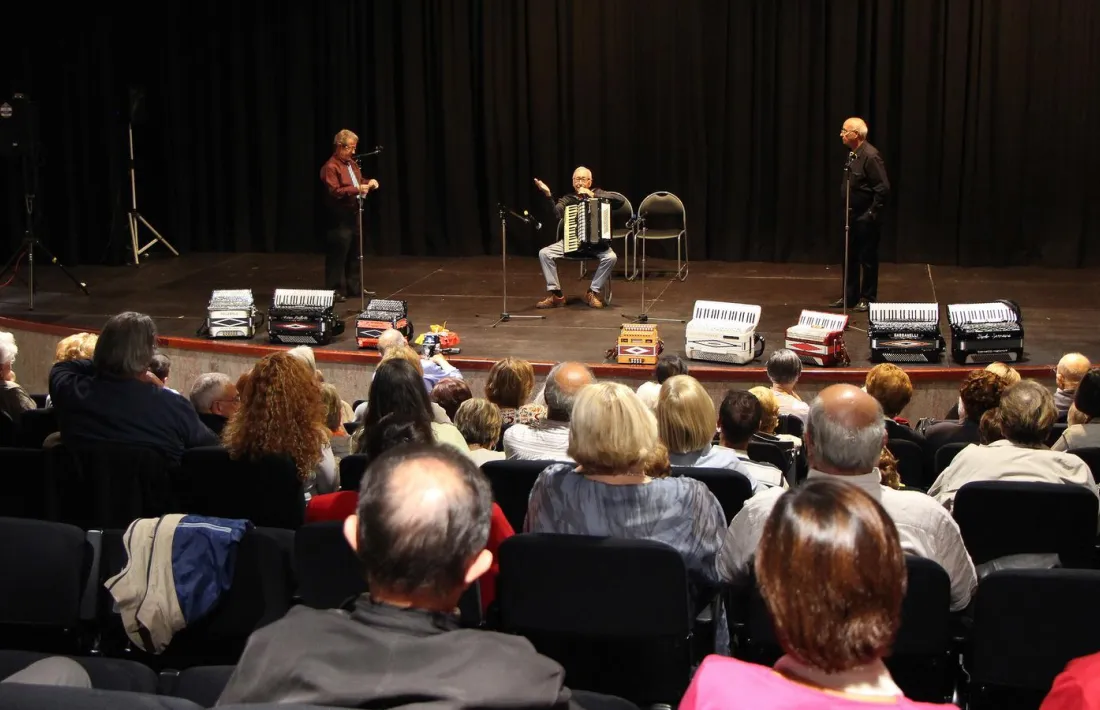 Interior de la sala de congressos.
