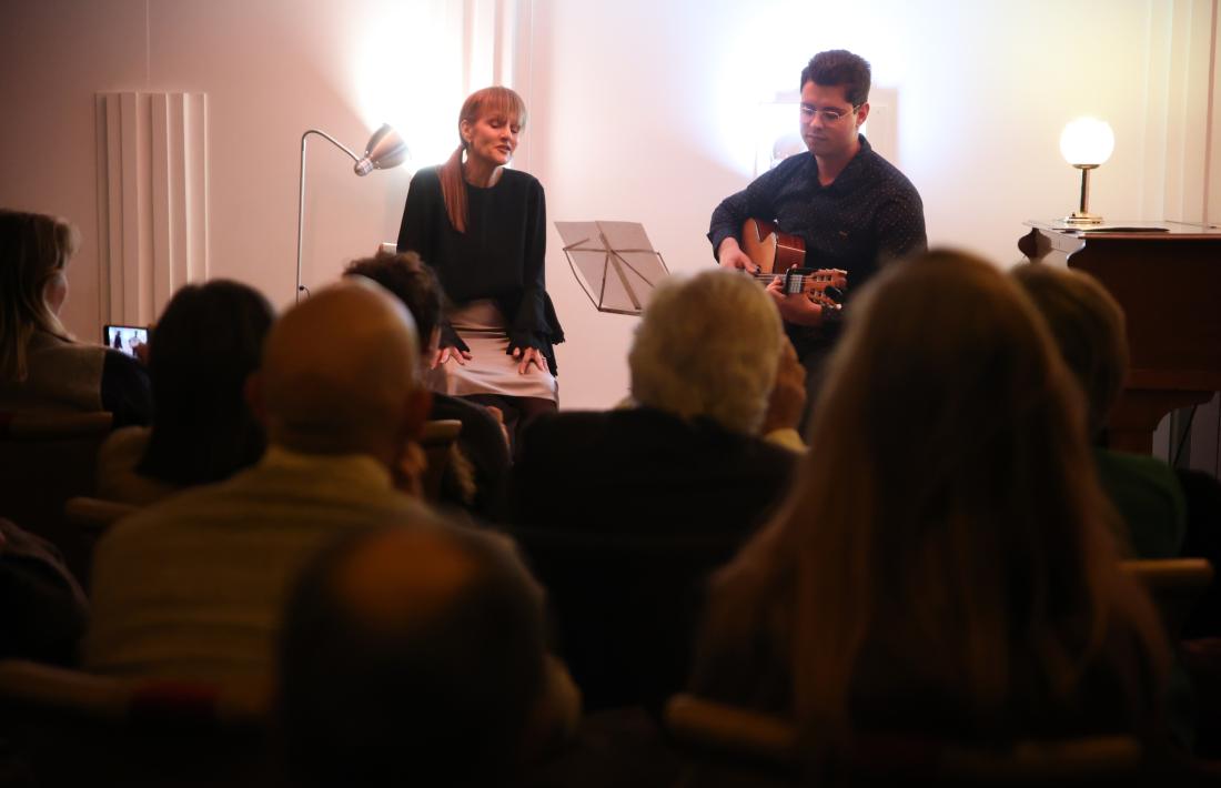 Francesca Guardiola i Diego Galán han clausurat el concert amb "Cançó a Mahalta"