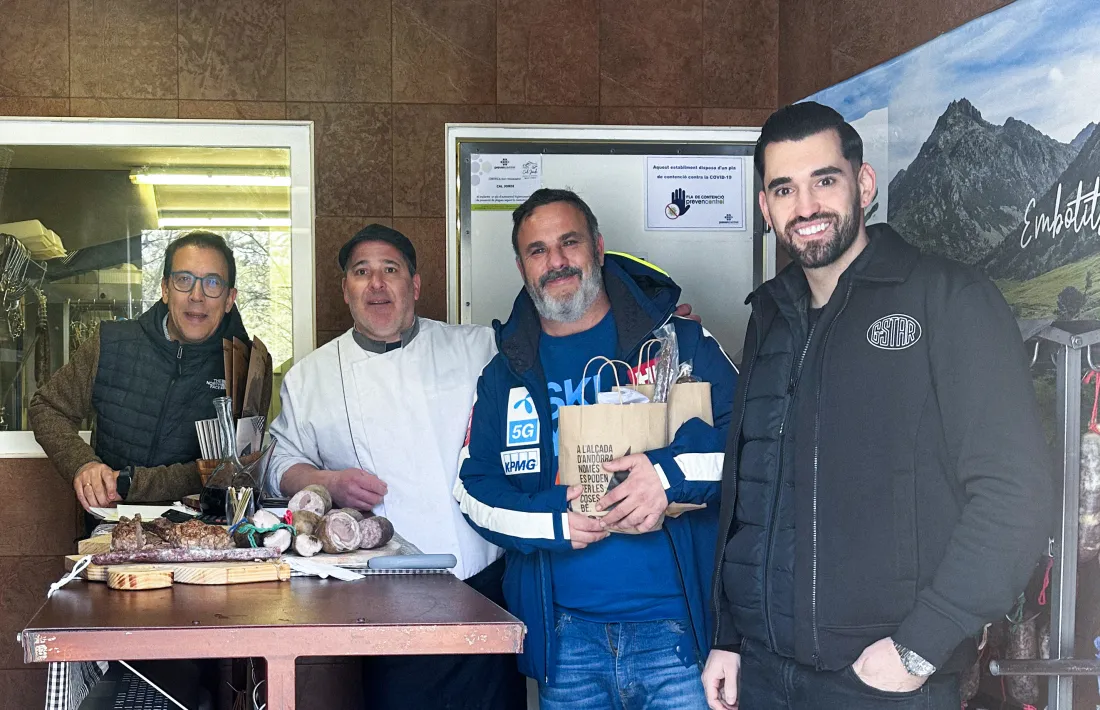 Francis Paniego, Jordi Planes, Àngel León i Jordi Grau a l'obrador de Cal Jordi a Ransol