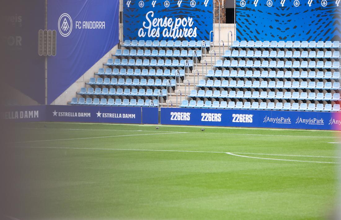 L’Estadi Nacional tornarà a tenir gespa artificial i també reviurà el retorn del VPC Andorra.