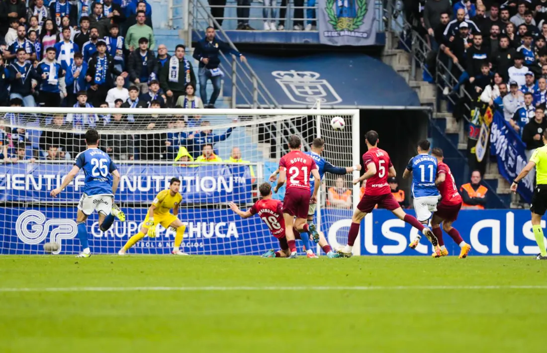 Masca, en el moment de marcar l'1 a 0 al Tartiere.
