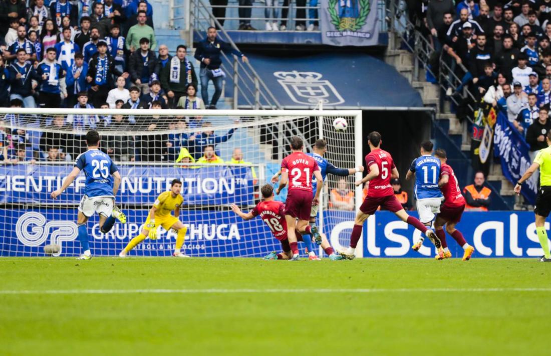 Masca, en el moment de marcar l'1 a 0 al Tartiere.