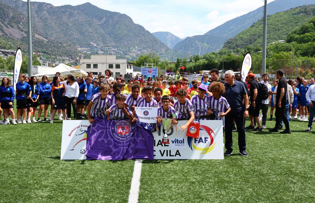 El Toulouse aleví i el benjamí, campions al Francesc Vila.