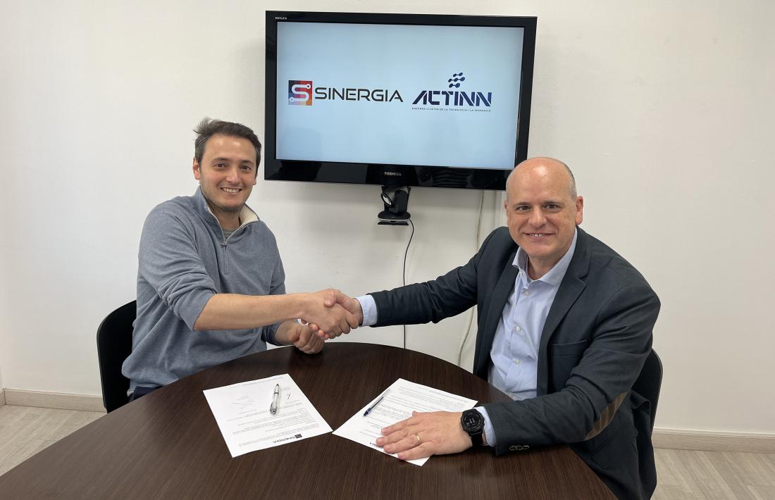 El cluster manager d’Actinn, Ignasi Martín, i el president de Sinergia, Jordi Ortíz