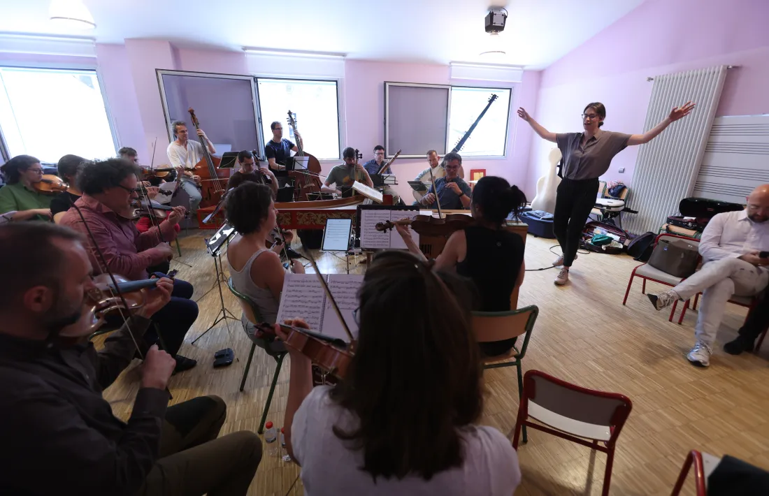 La mezzo Helen Charlston, en l'assaig d'ahir a la Llacuna.
