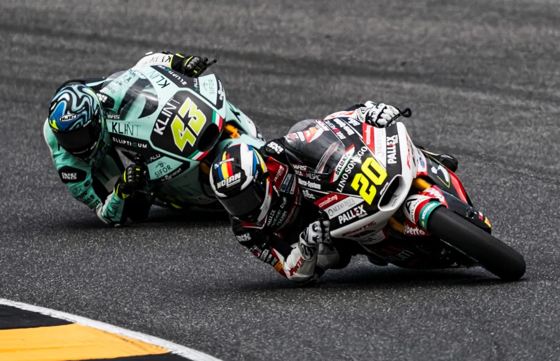 Xavi Cardelús, en plena acció al circuit italià de Mugello.