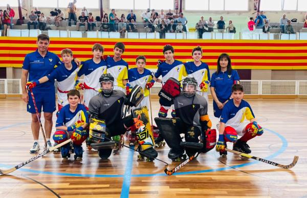 p. 37 seleccio infantil hoquei patins foto fap