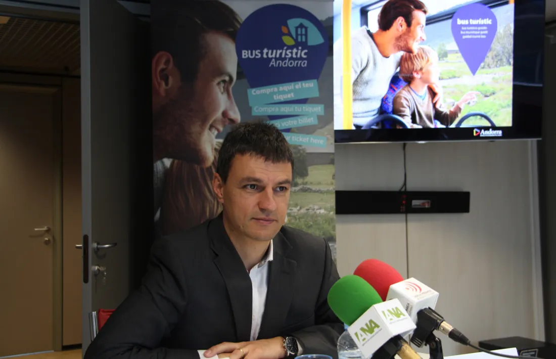 El bus turístic inclou nous atractius i s’allarga fins a finals d’octubre
