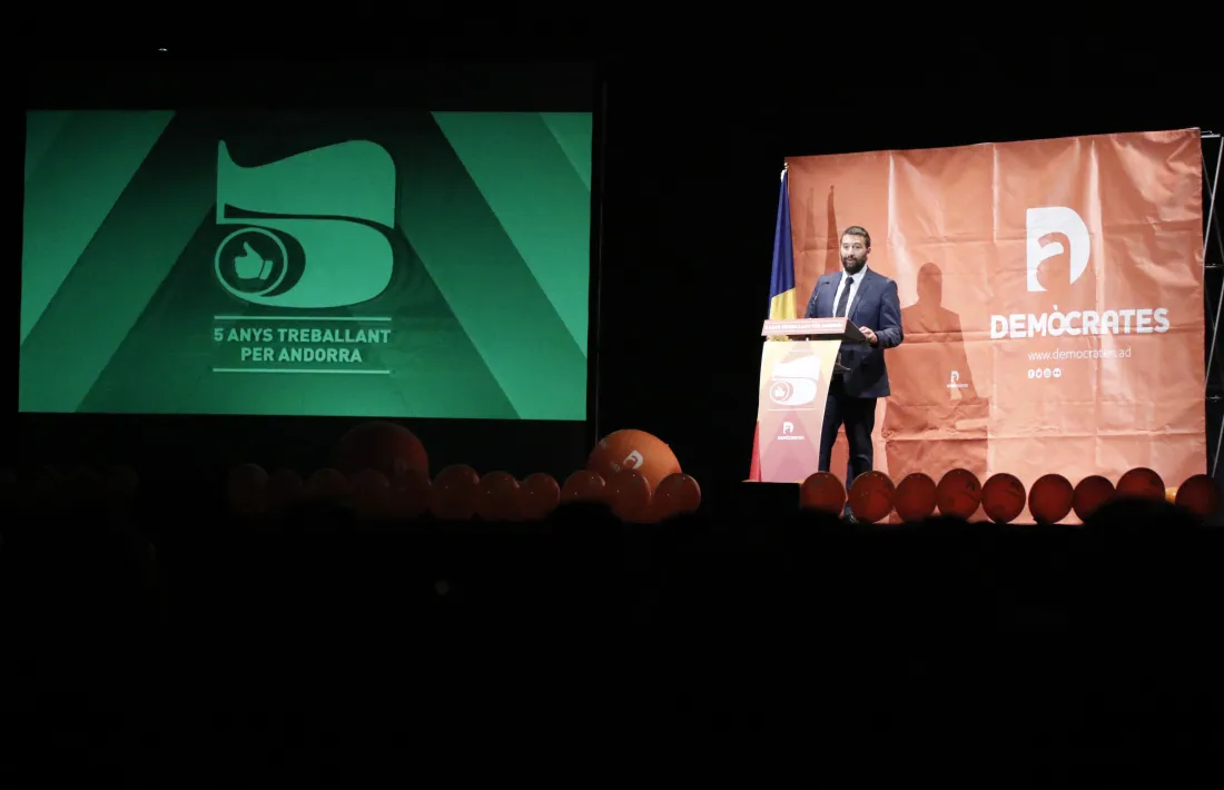 DA gira full a un any complicat i es proclama “alternativa de futur”