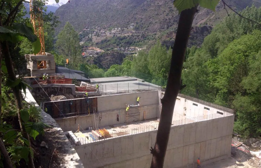 L'accés a la carretera de la Plana es tallarà dos dies per les obres del dipòsit d'aigua de Capeesa