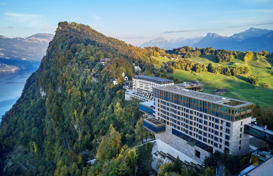 La cimera tindrà lloc Bürgenstock (Suïssa).