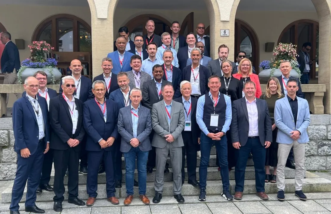 Foto de família dels participants al Telefòrum 2024.