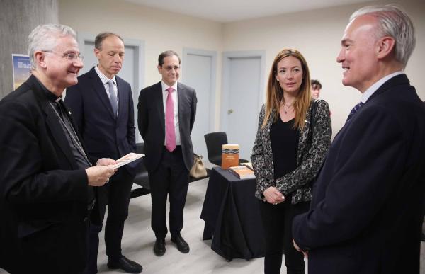 p. 08.1 Front a les adiccions - Facundo Santana