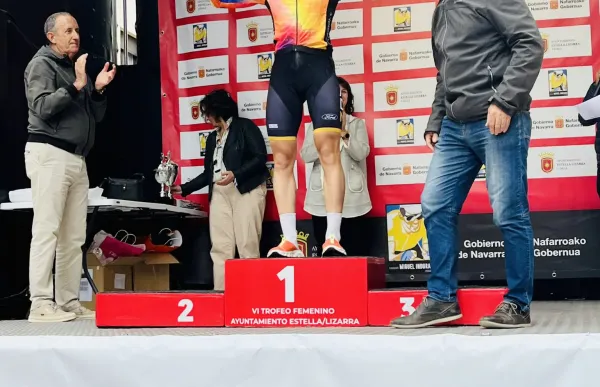 p. 29 gina del rio foto fac