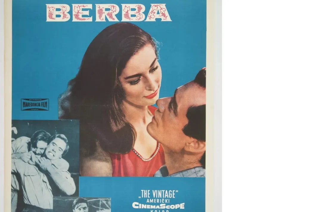 Cartells de les versions en macedoni i alemany de ‘The Vintage’.