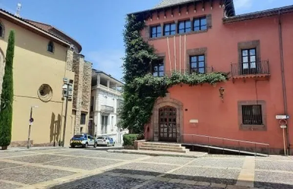 aju