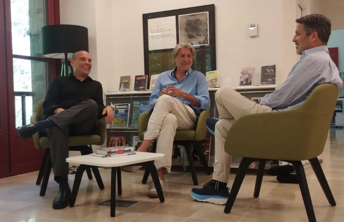 Greg Coonen, entre Adam Fratto i Rick Porras divendres al Rosaleda.