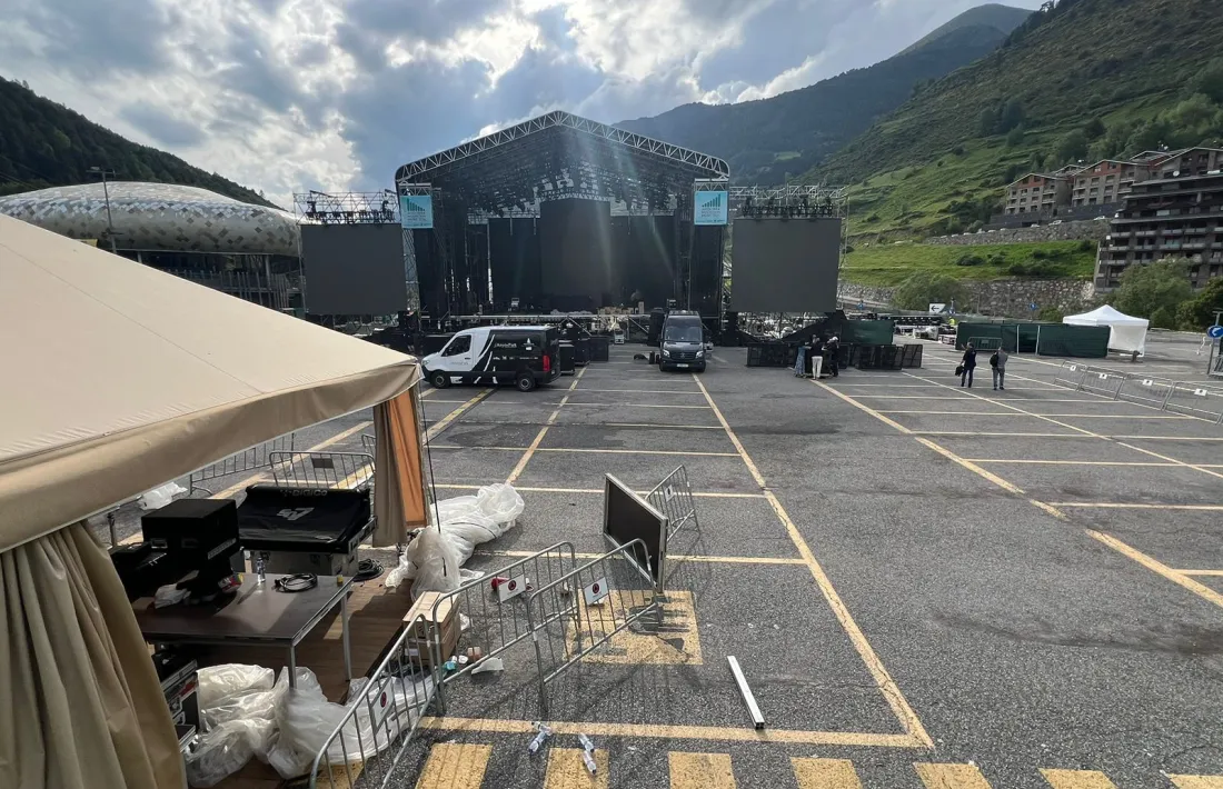 El recinte on s'havia de celebrar l'actuació de Guetta just després de prendre la decisió de cancel·lar-la.