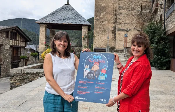 nits obertes cartell