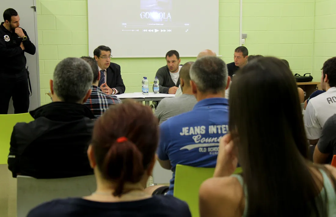  Llovera transmet als interns del Centre Penitenciari la necessitat d'una actitud positiva a la vida