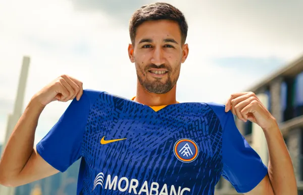 p. 22 presentacio oficial pablo trigueros foto fc andorra