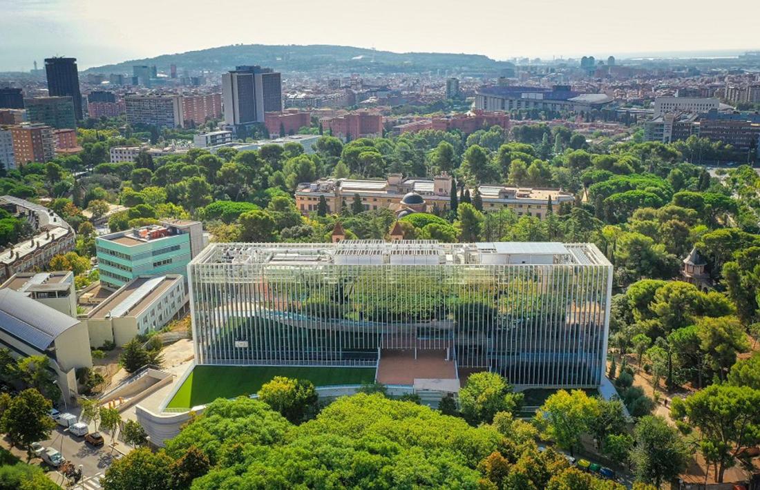El Barcelona Supercomputing Center.