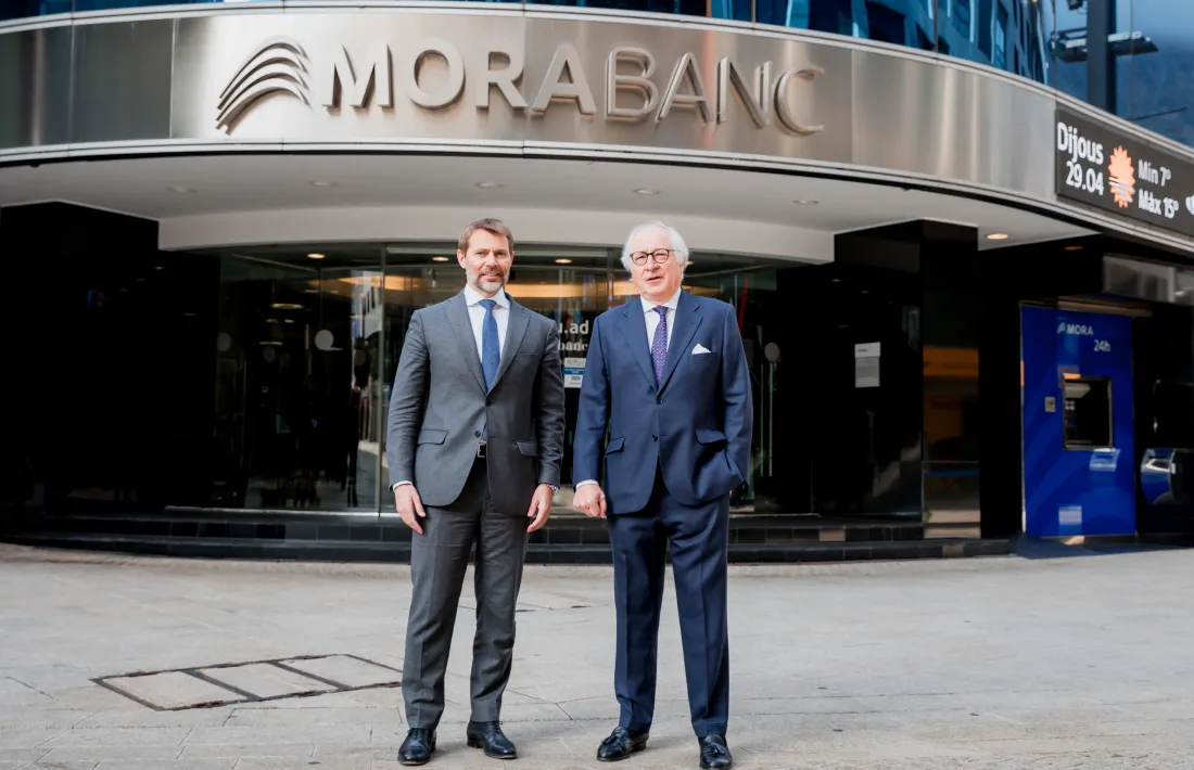 Lluís Alsina i Joan Maria Nin a la seu de MoraBanc.