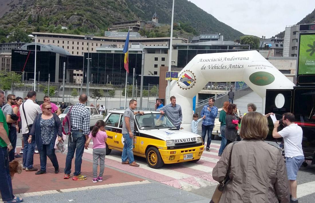 La 1a edició de Clàssics al carrer reuneix més de 300 persones