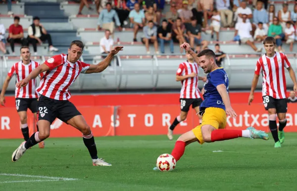 p. 21 bilbao athletic vs fc andorra foto fc andorra