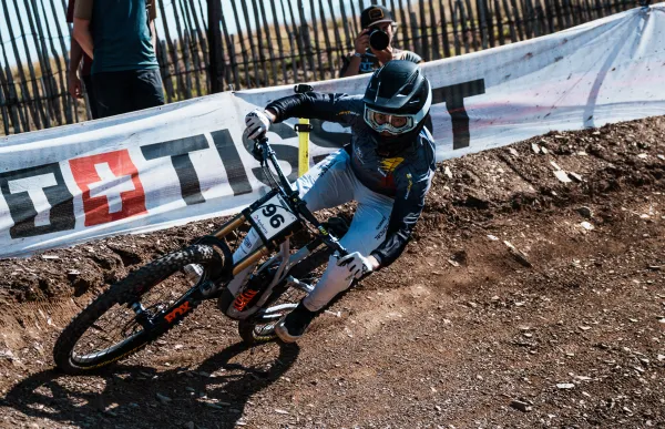 p. 21 primera foto WCH24_DHI M_QUALY_ARNAU GRASLAUB_@Pal Arinsal (2)