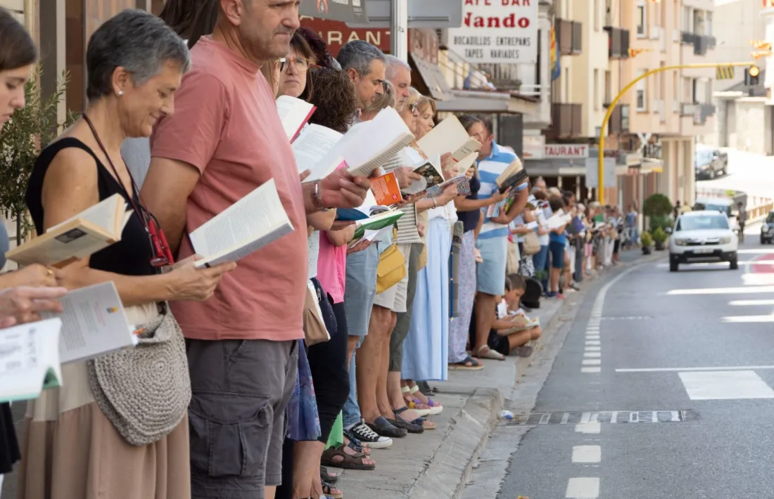 La multitudinària carrerada de llibres. 