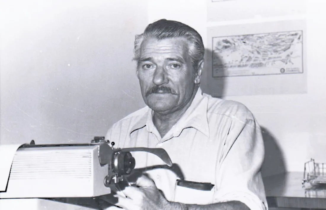 Lladó, incansable, va deixar en morir una obra que s’enfila a les 30.000 pàgines.