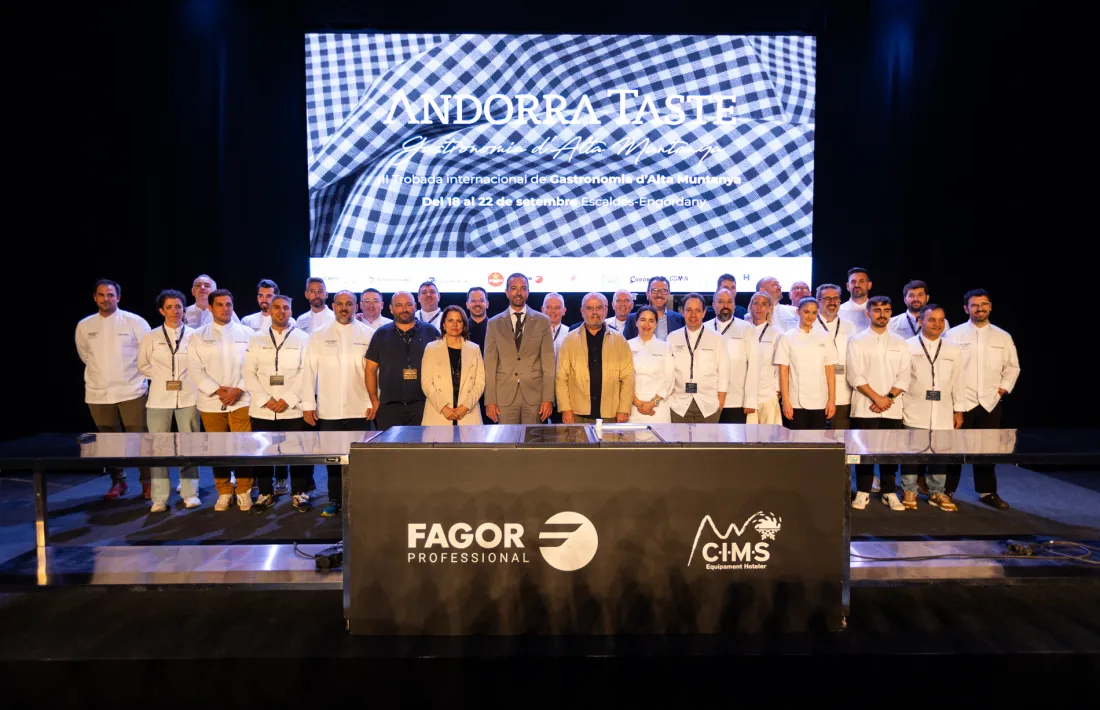 Fotografia de família dels participants al tercer Andorra Taste.