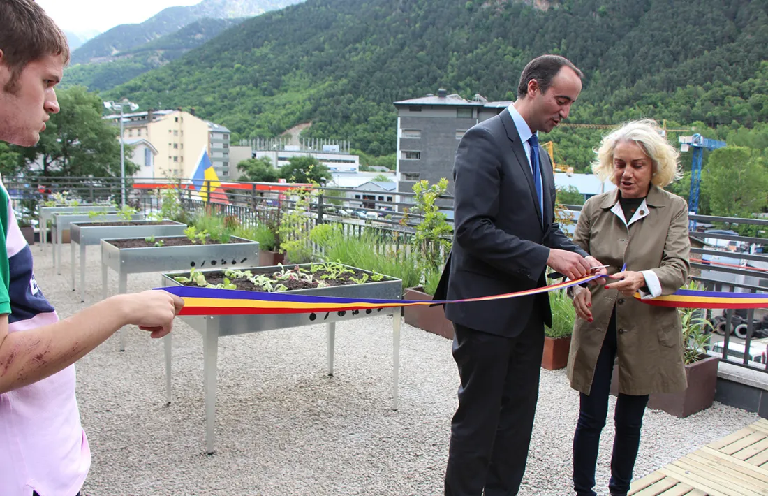 L’Escola Nostra Senyora de Meritxell amplia els horts gràcies al Cos de Voluntaris per la Natura