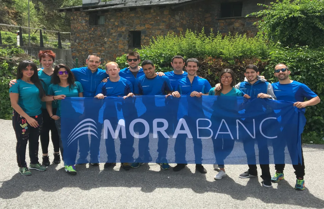 Dos equips de MoraBanc participen al raid d'empreses i institucions Trofeu Desman 2016